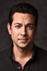 photo Zachary Levi (suara)